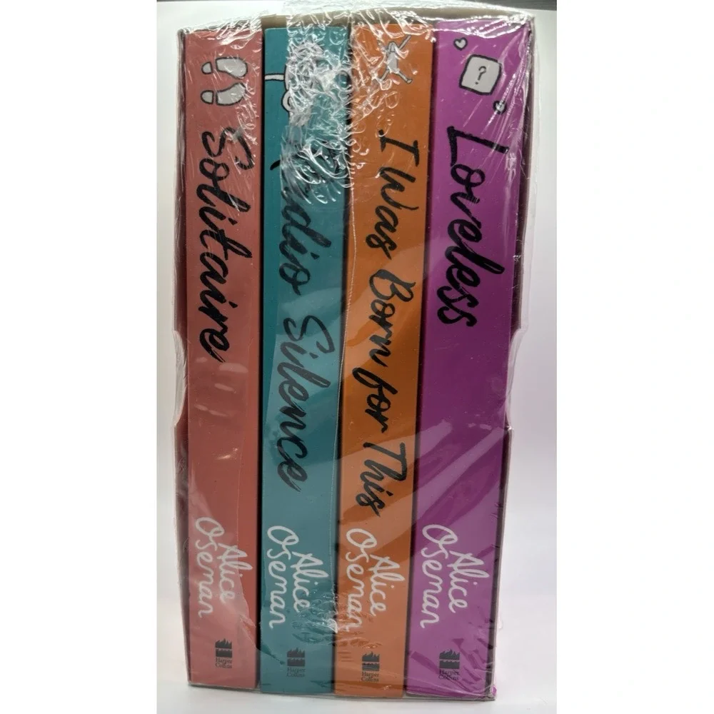 Alice Oseman‎ Four-Book Box Set (Solitaire, Radio Silence, I Was Born, Loveless)